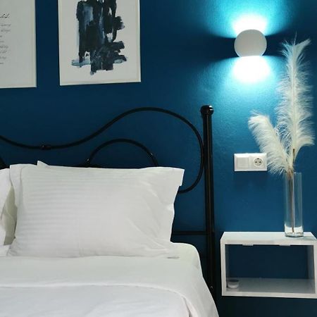 W Pearl Suite Néa Péramos Dış mekan fotoğraf