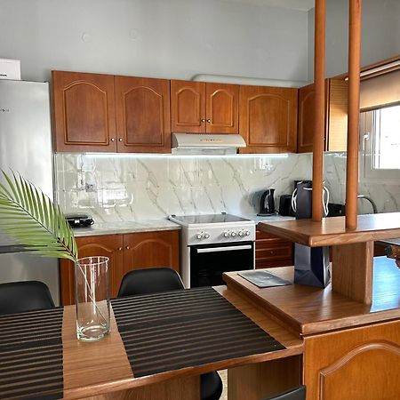 W Pearl Suite Néa Péramos Dış mekan fotoğraf