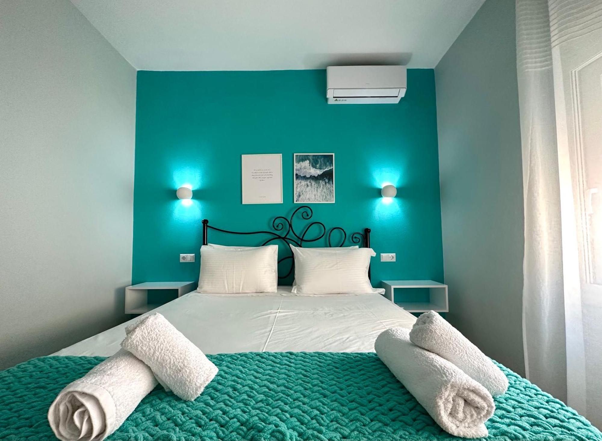 W Pearl Suite Néa Péramos Dış mekan fotoğraf
